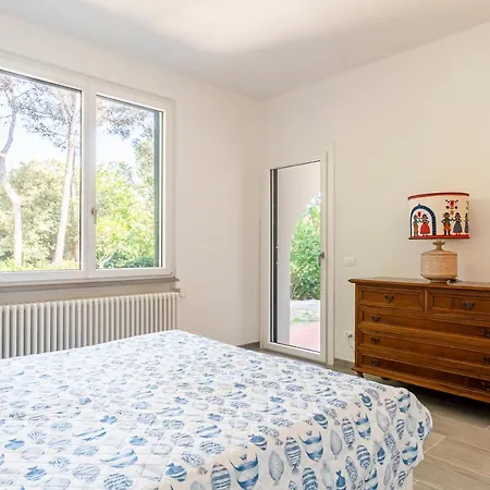 Apartment Lovely Near The Sea W/parking!