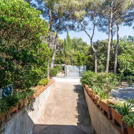 Lovely Near The Sea W/parking! Apartment